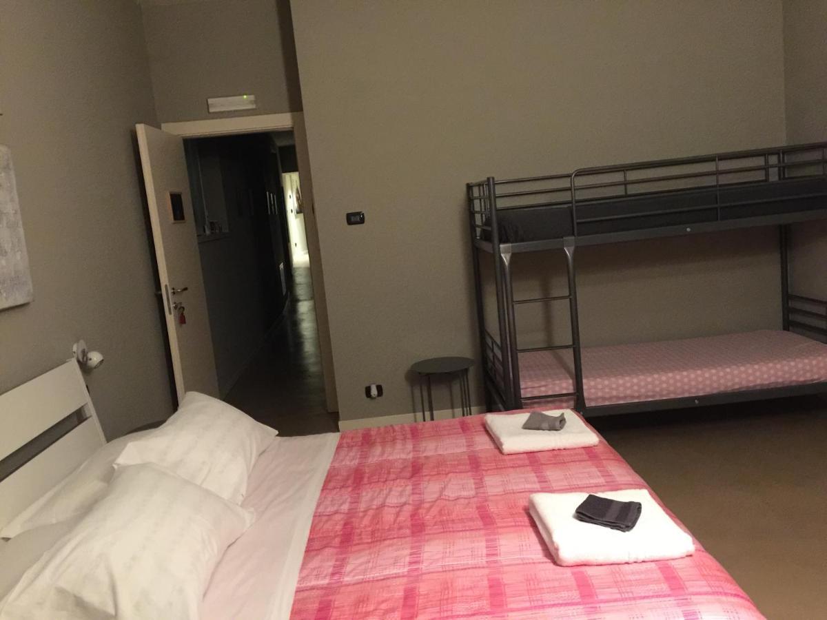 B&B Aurora แบร์กาโม ภายนอก รูปภาพ