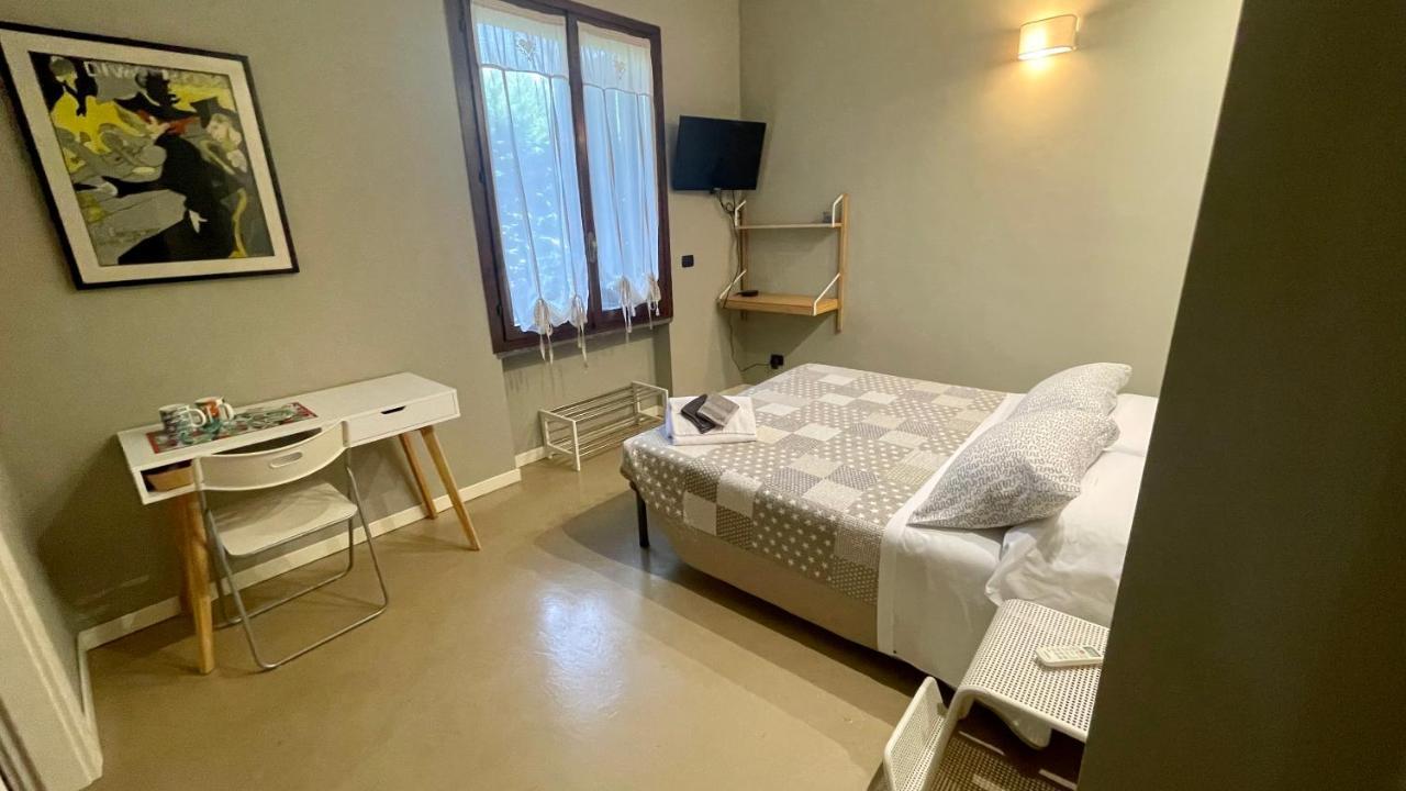 B&B Aurora แบร์กาโม ภายนอก รูปภาพ