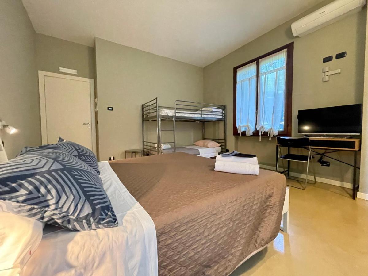 B&B Aurora แบร์กาโม ภายนอก รูปภาพ