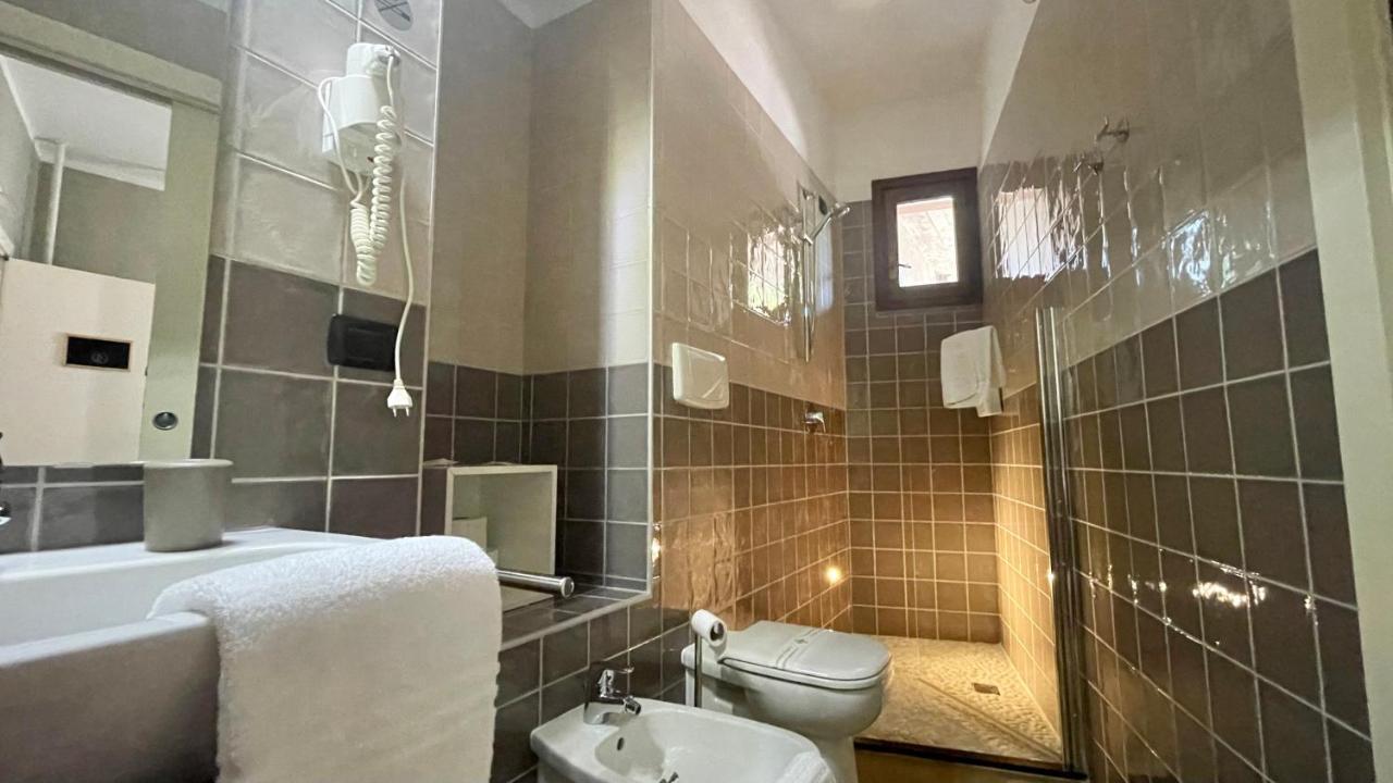 B&B Aurora แบร์กาโม ภายนอก รูปภาพ
